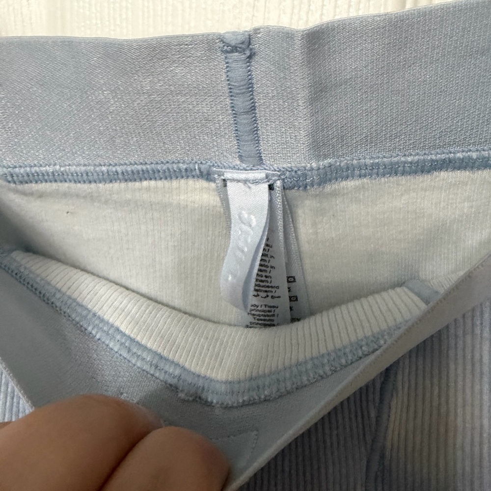 NWOT SKIMS SIZE XXS - Sky Blue quartz Cloud print Rib Boxer Briefs - Picture 4 of 5